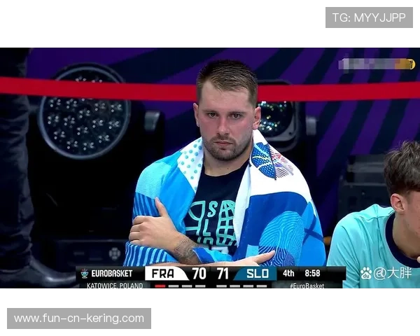 东契奇背打转身命中关键球——篮球场上的超凡绝技