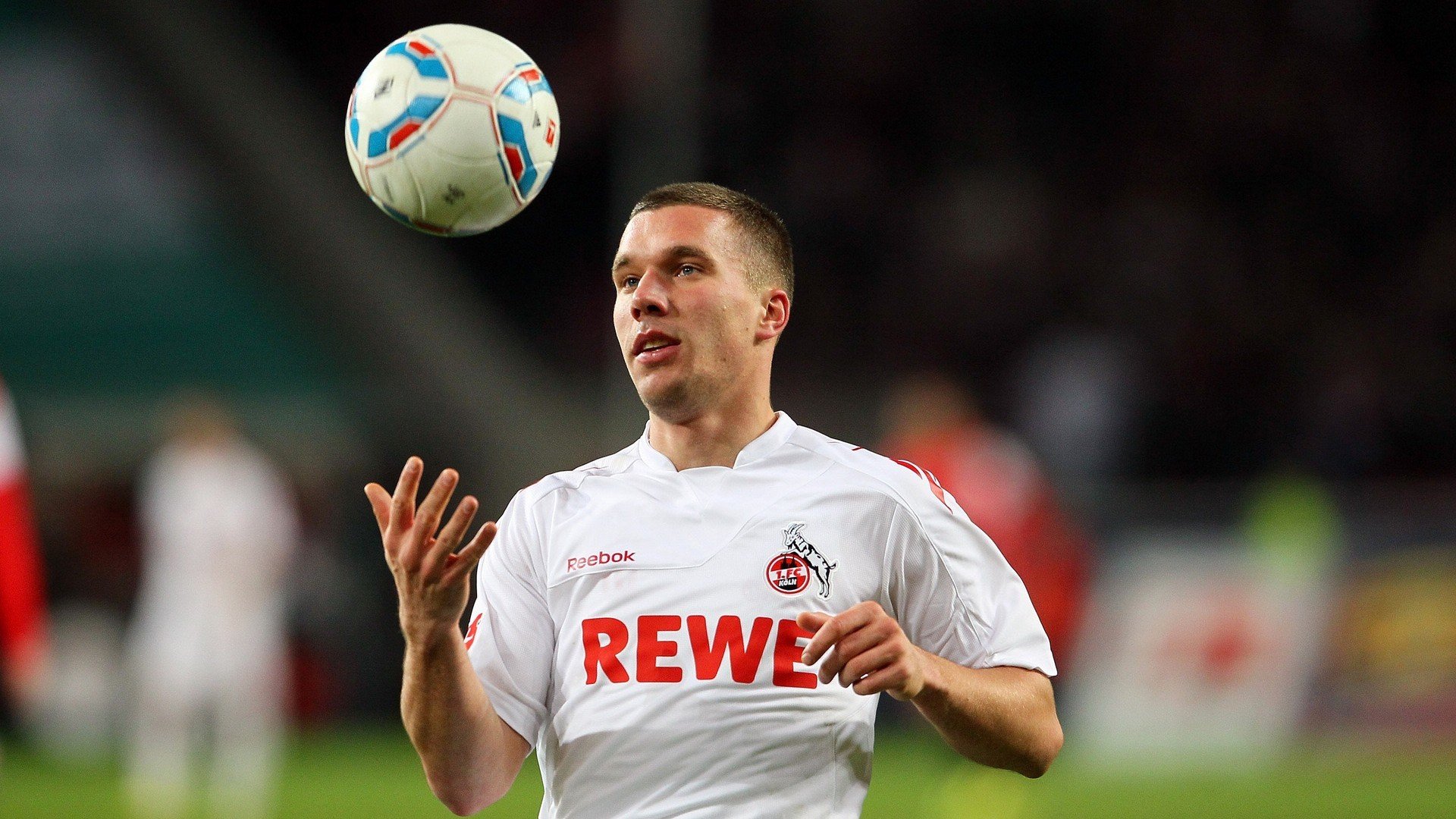 开云体育入口-体育明星参与体育公益创新项目推广，体育明星公益活动